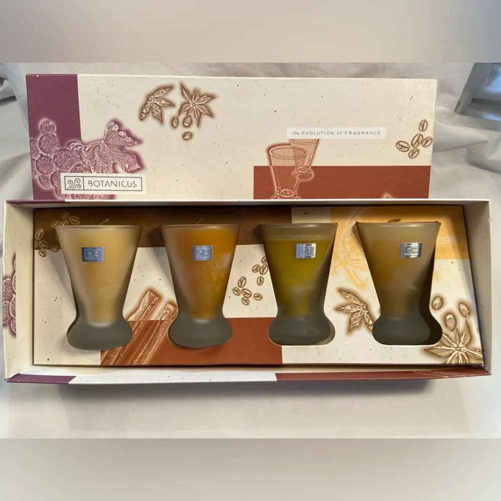 Botanicus 4 Candle Gift‎ Set in Frosted Shot Glass Vases